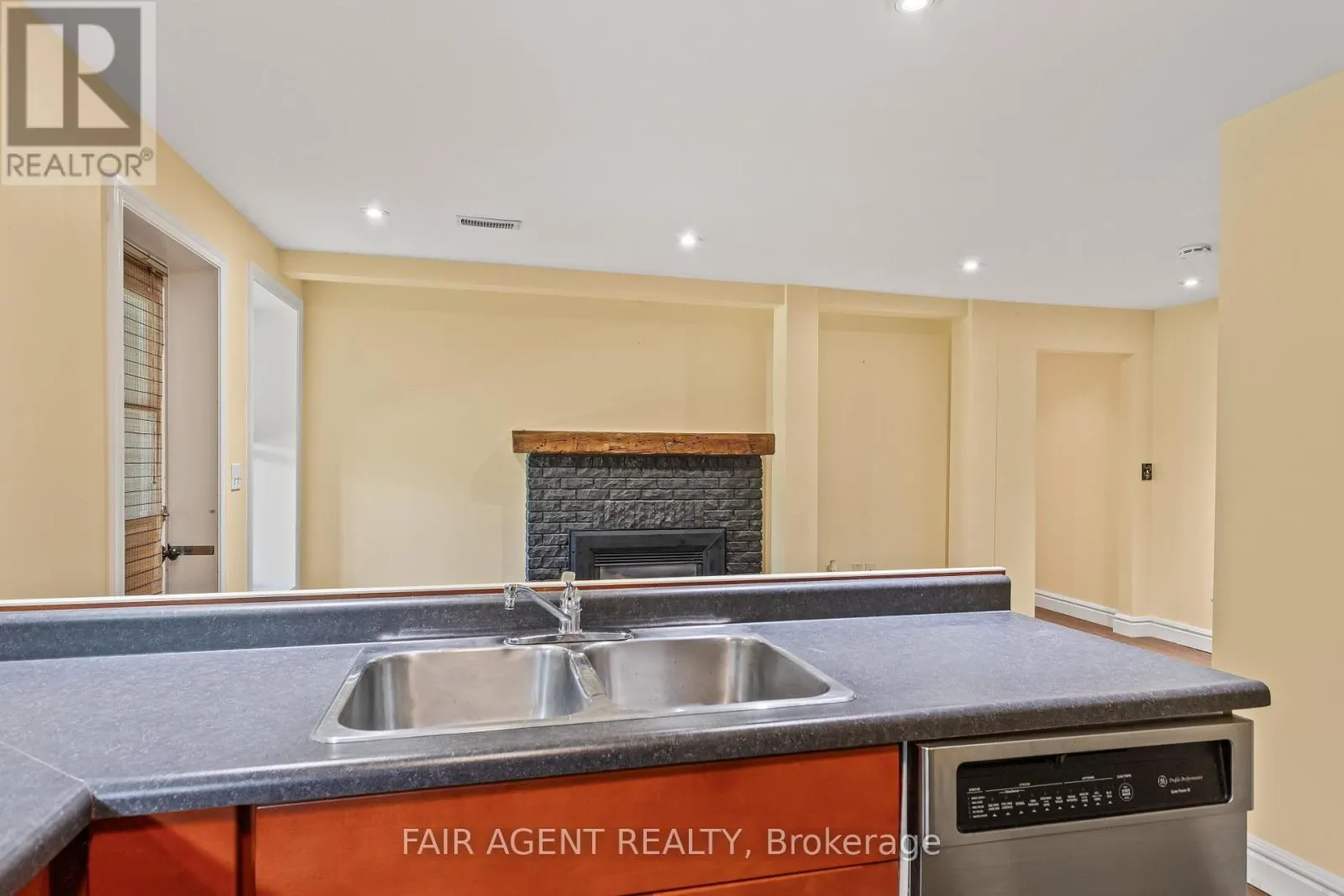 26 DALY AVENUE