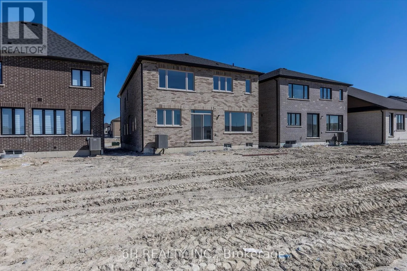 329 O'TOOLE CRESCENT