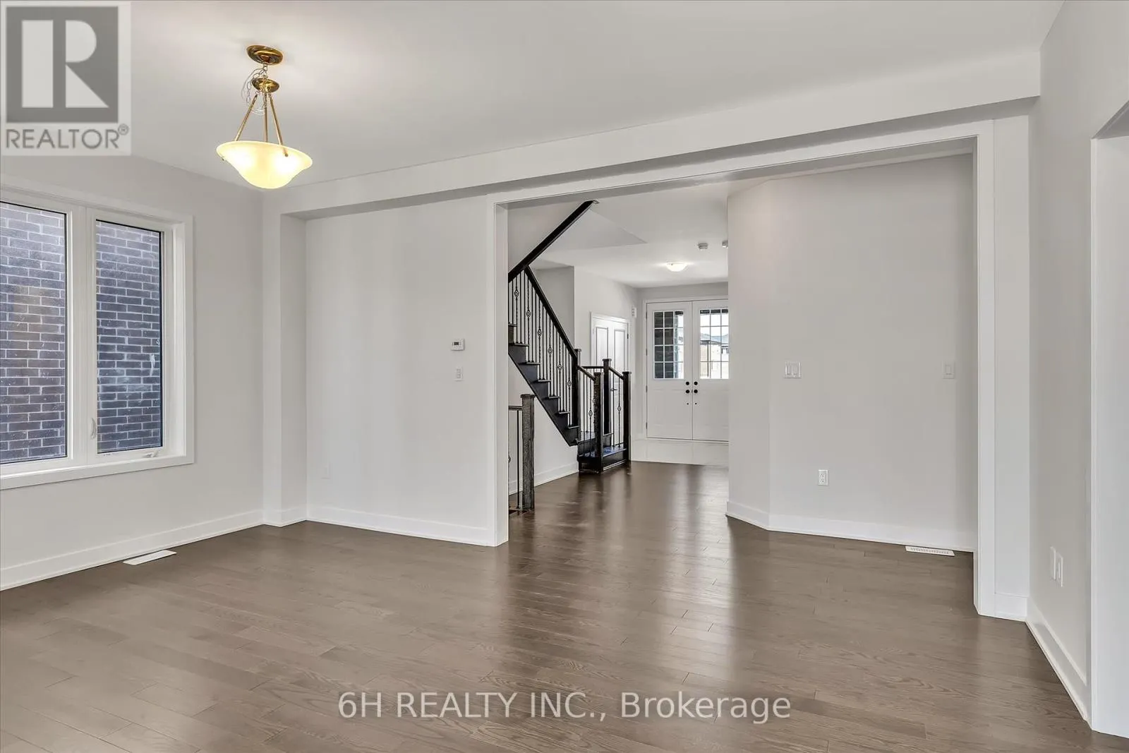 329 O'TOOLE CRESCENT