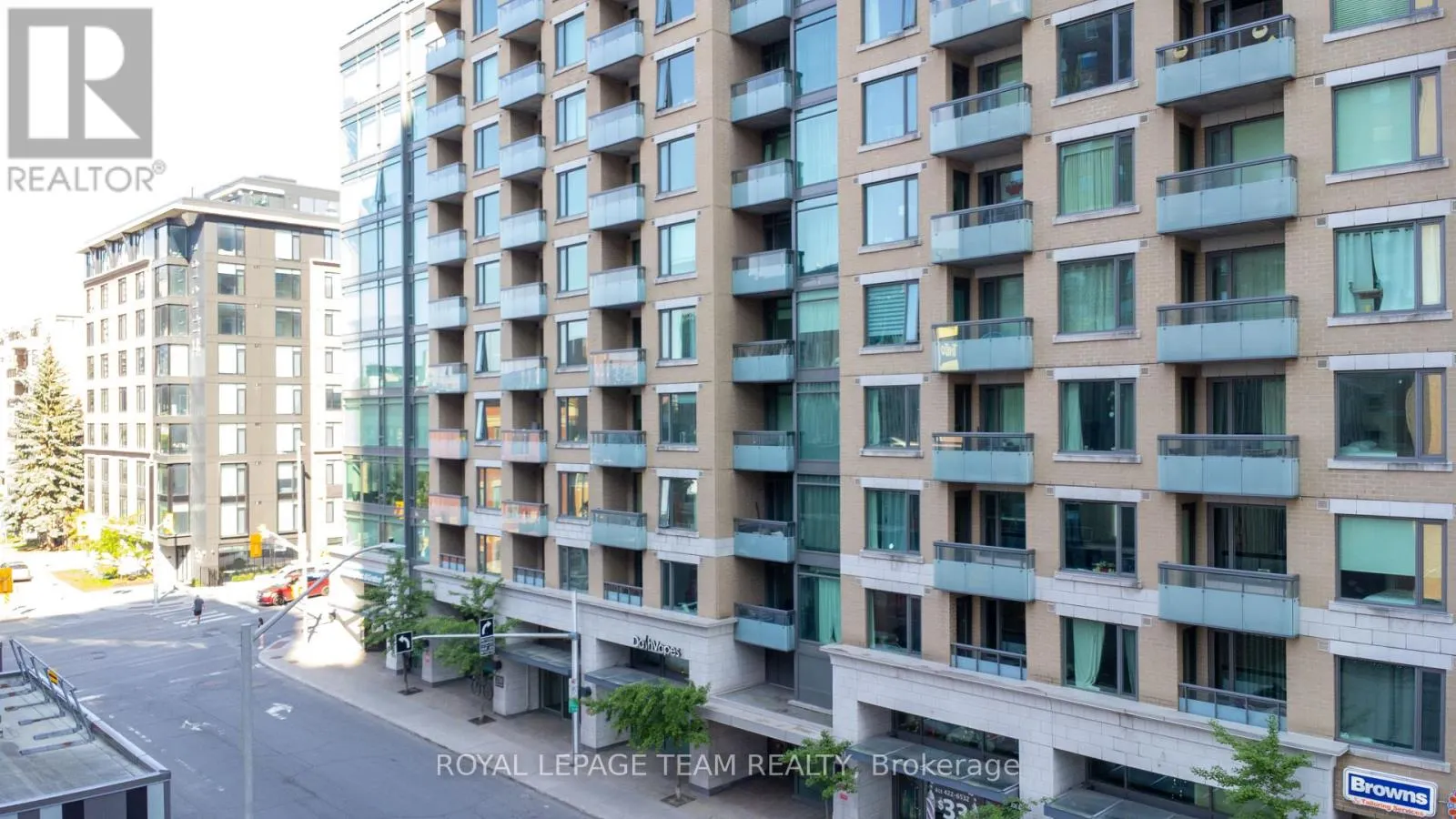 509 - 238 BESSERER STREET E