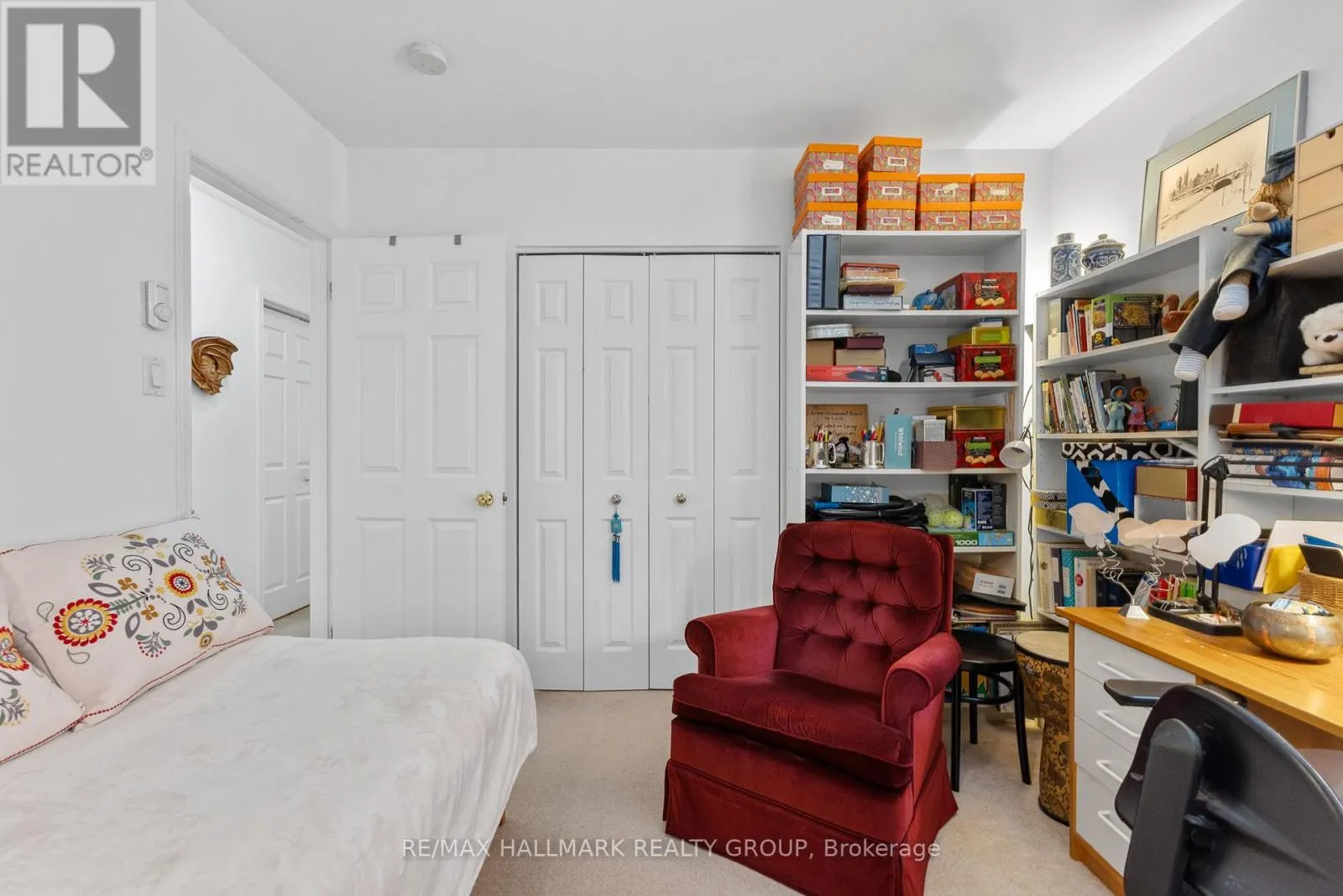 2 - 19 MONTCALM STREET