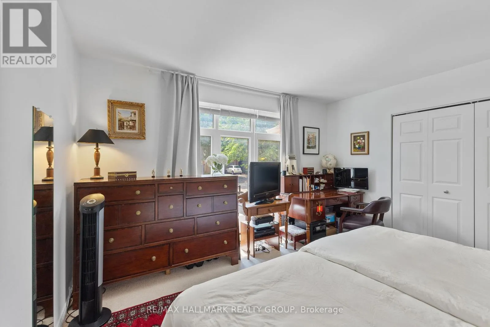 2 - 19 MONTCALM STREET