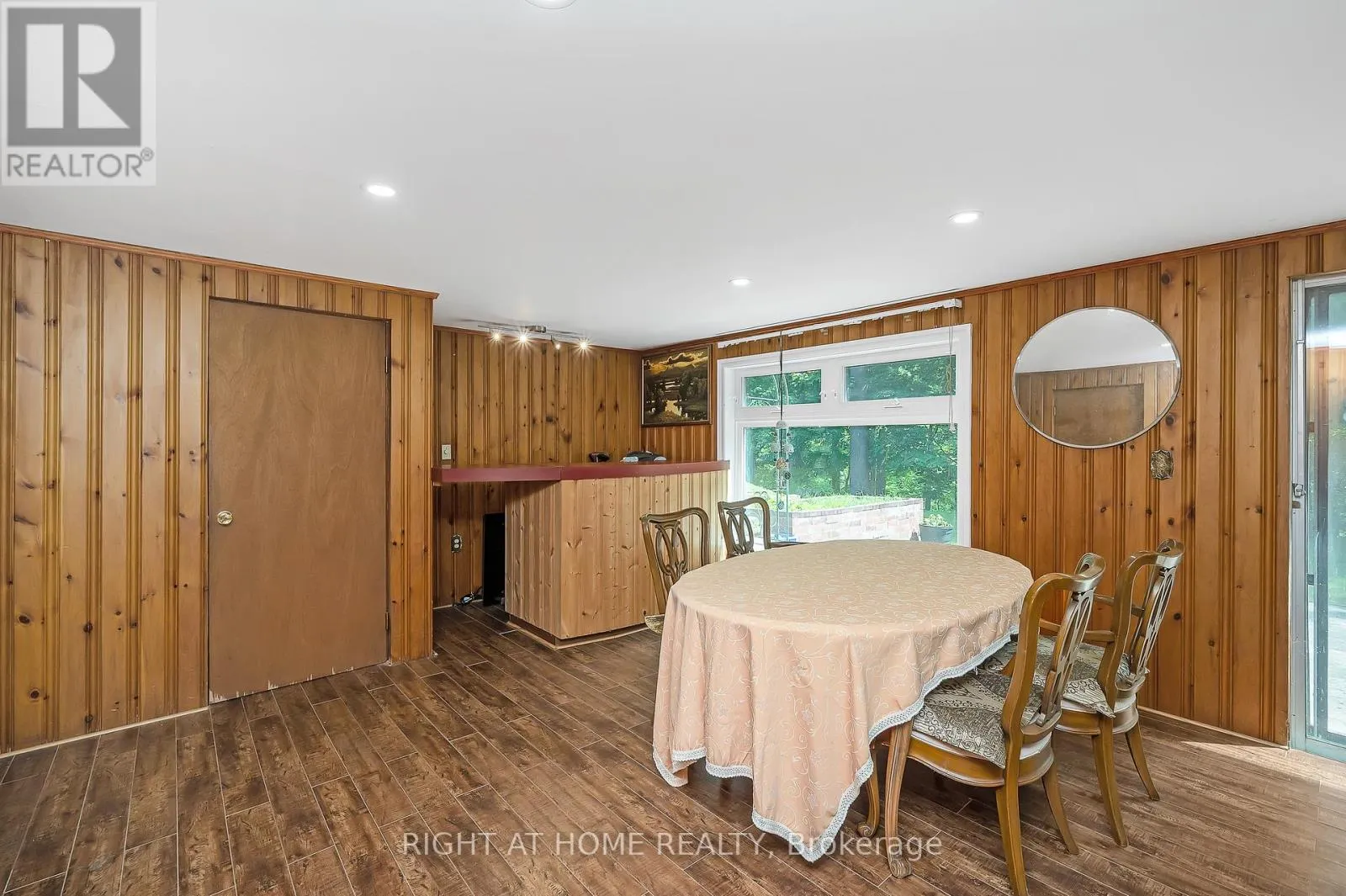 85 ROBINHOOD DRIVE
