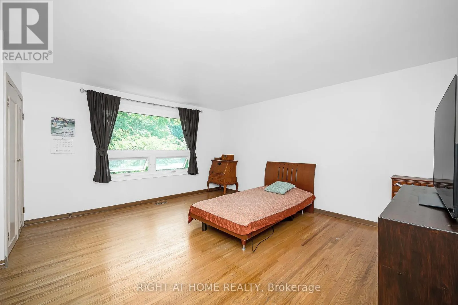 85 ROBINHOOD DRIVE