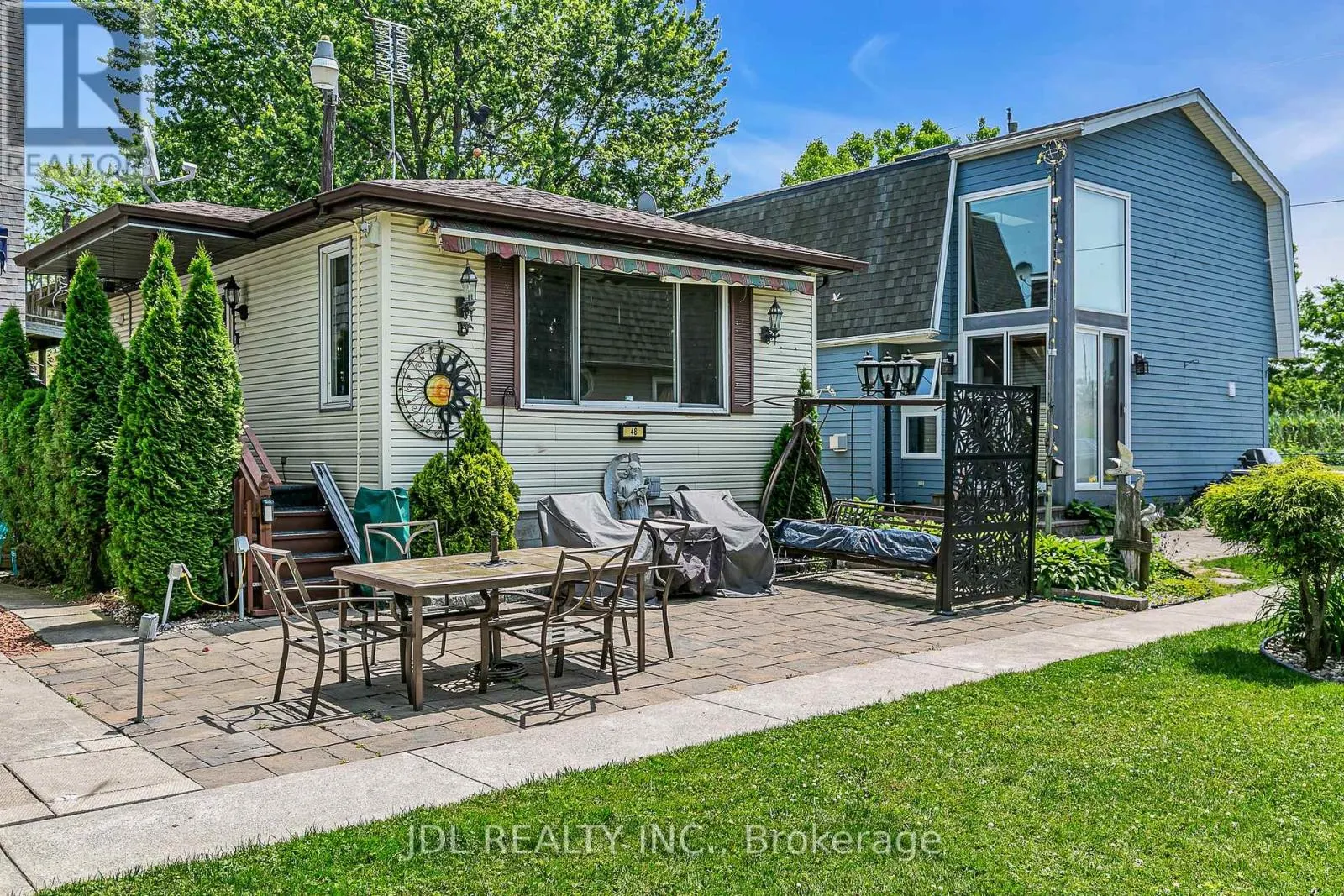 48 - 1192 SHORELINE AVENUE