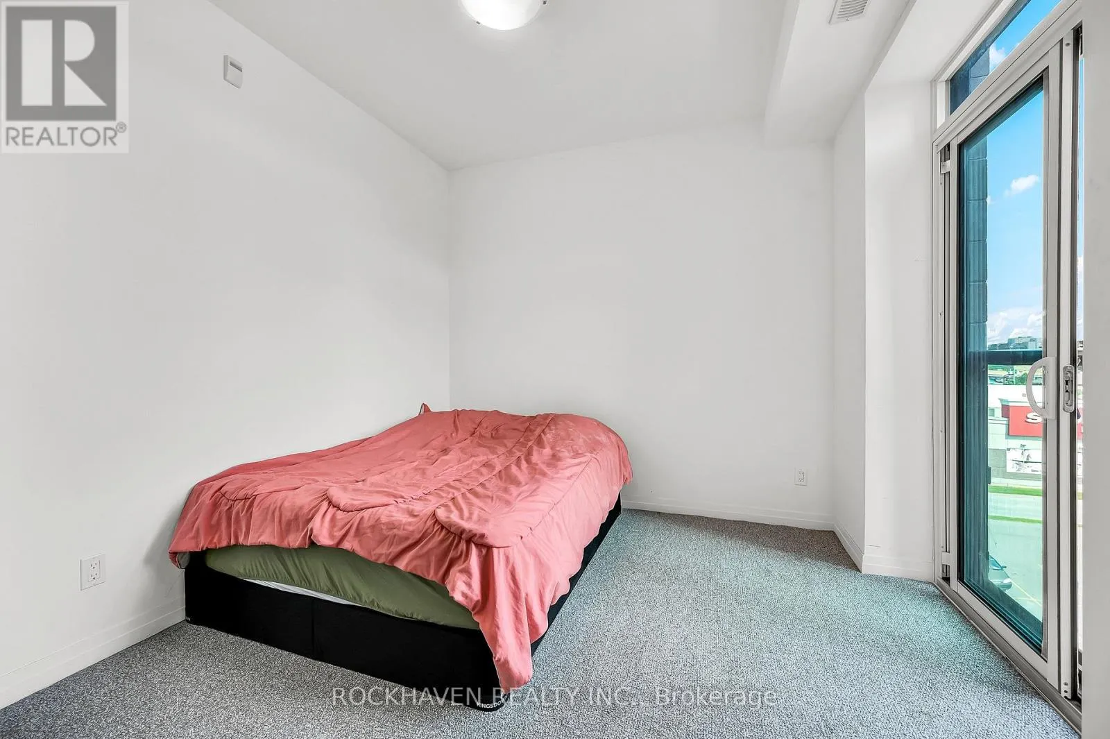 513 - 5 HAMILTON STREET N