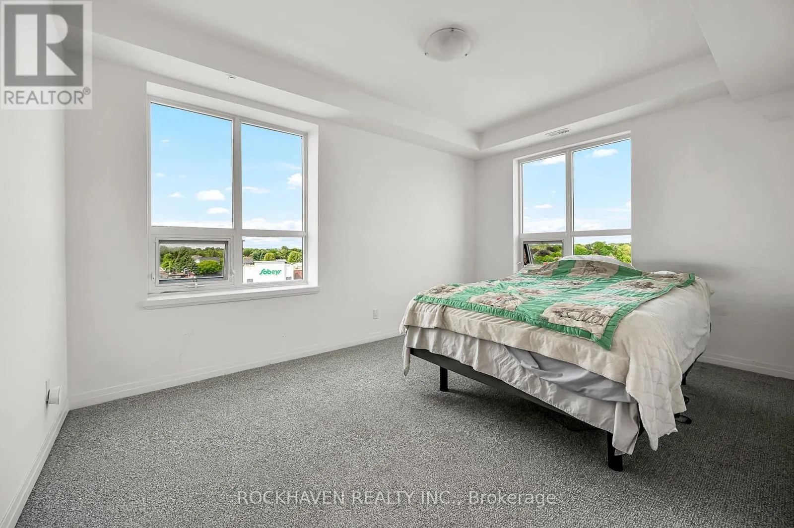 513 - 5 HAMILTON STREET N