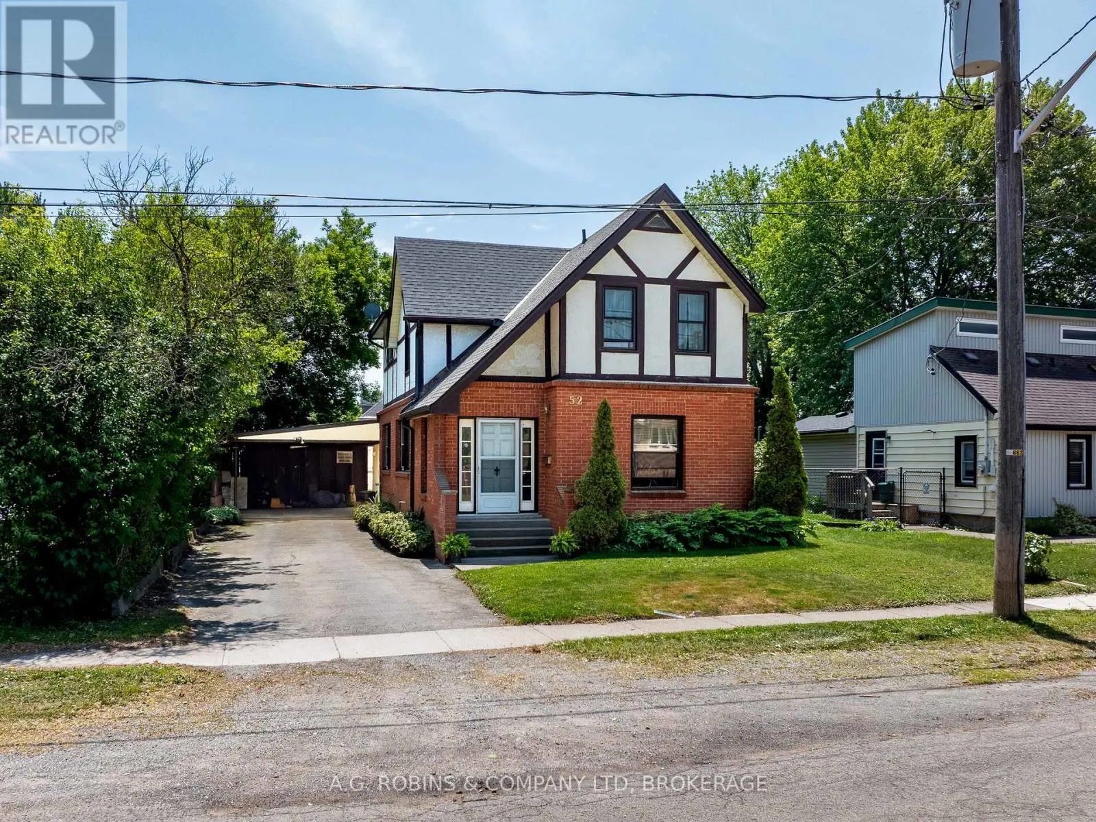 52 CHARLES STREET