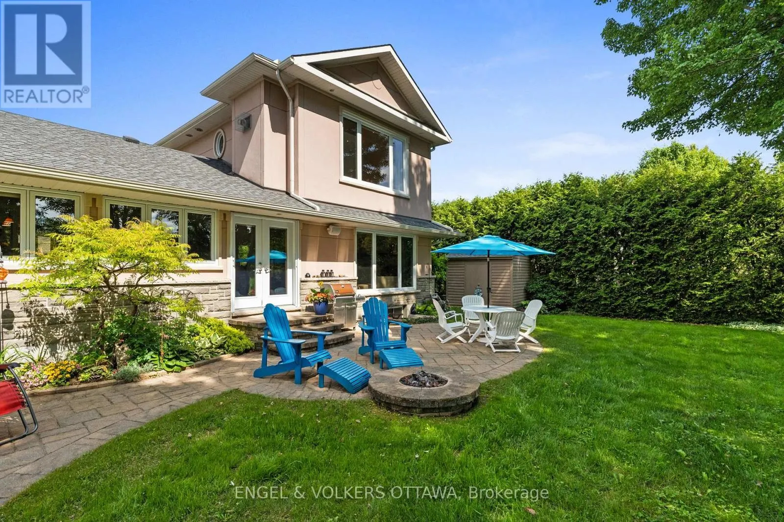 24 DORIS AVENUE