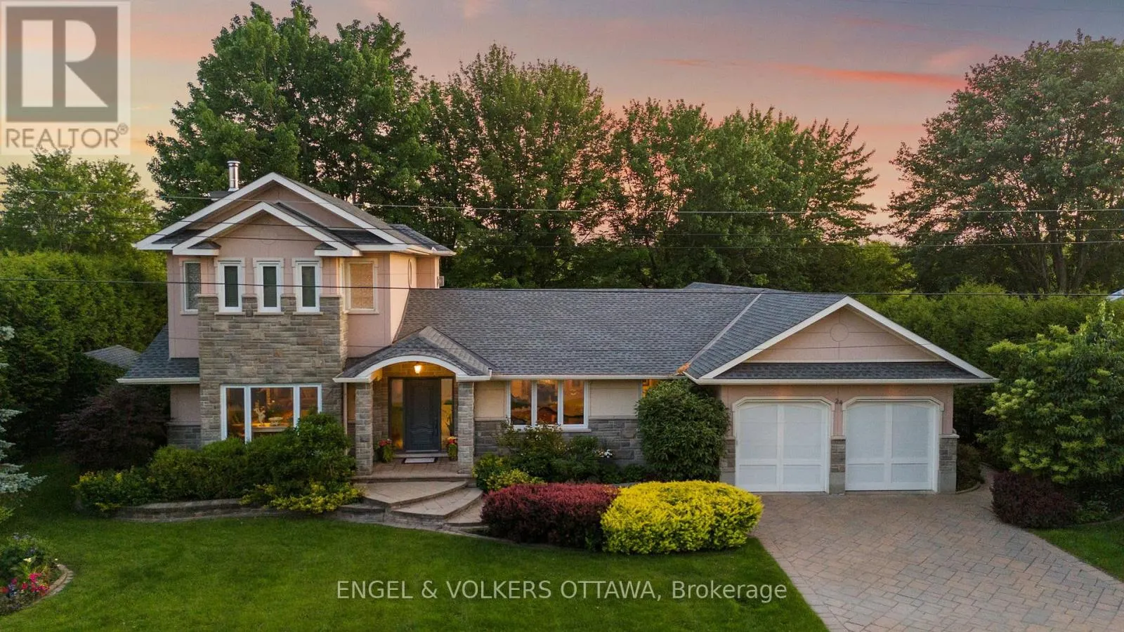 24 DORIS AVENUE