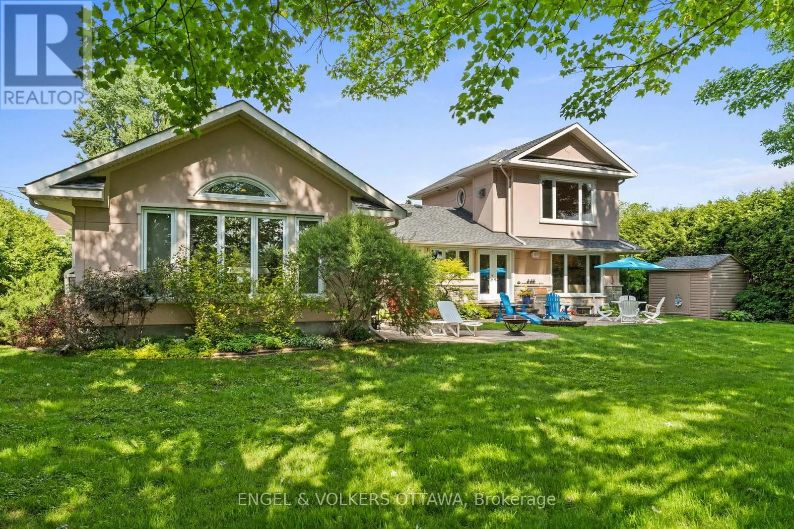 24 DORIS AVENUE