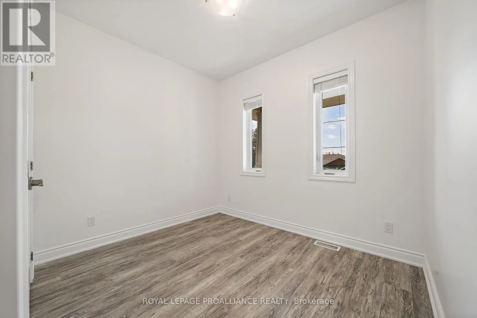 12 DORMAN STREET