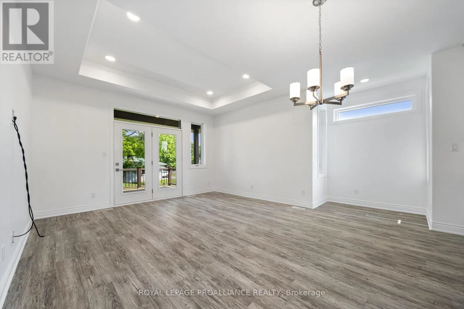 12 DORMAN STREET