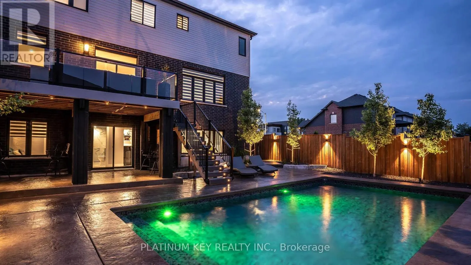 83 DAVENTRY WAY