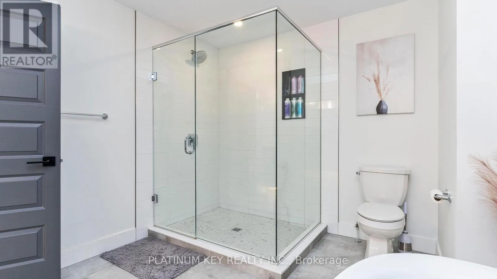 83 DAVENTRY WAY