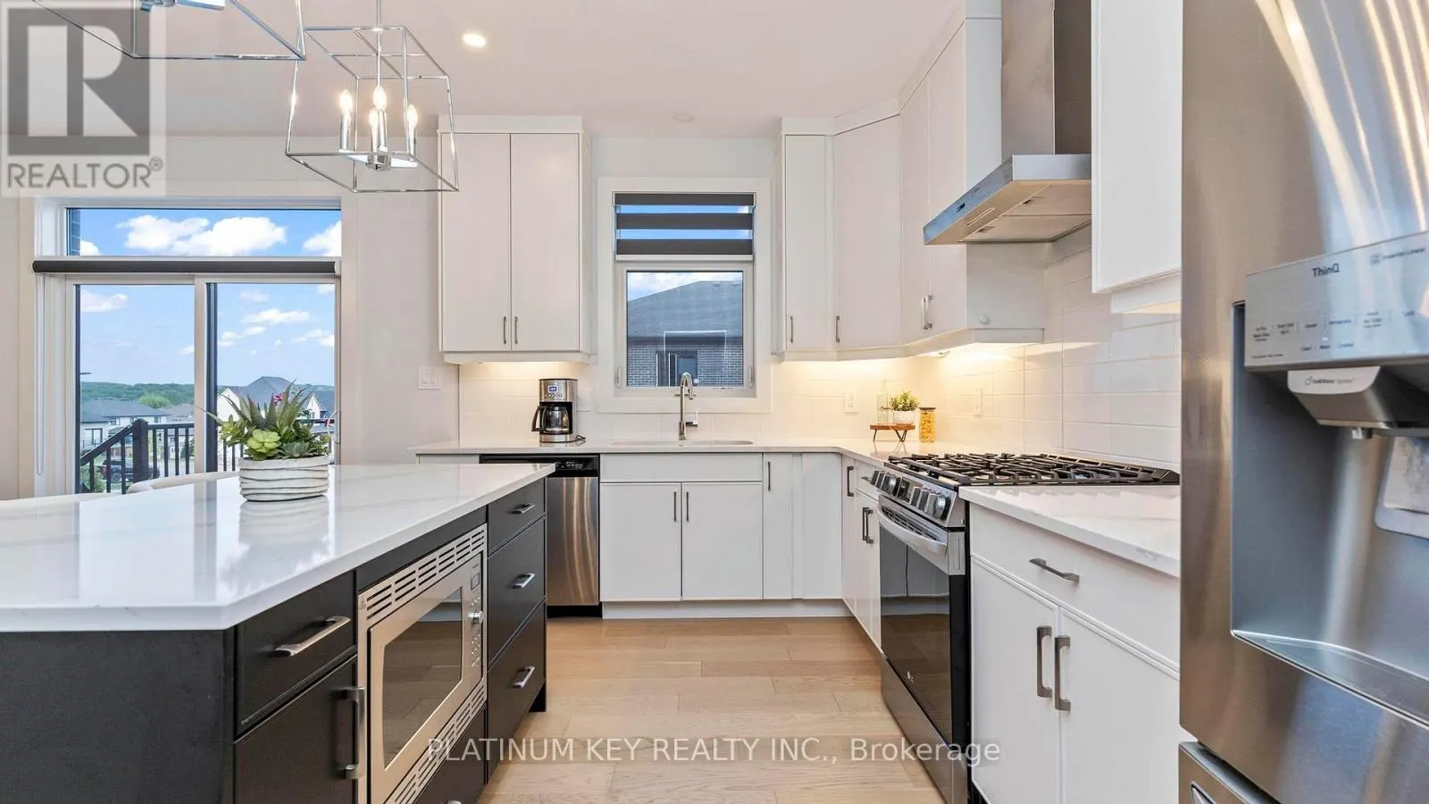 83 DAVENTRY WAY