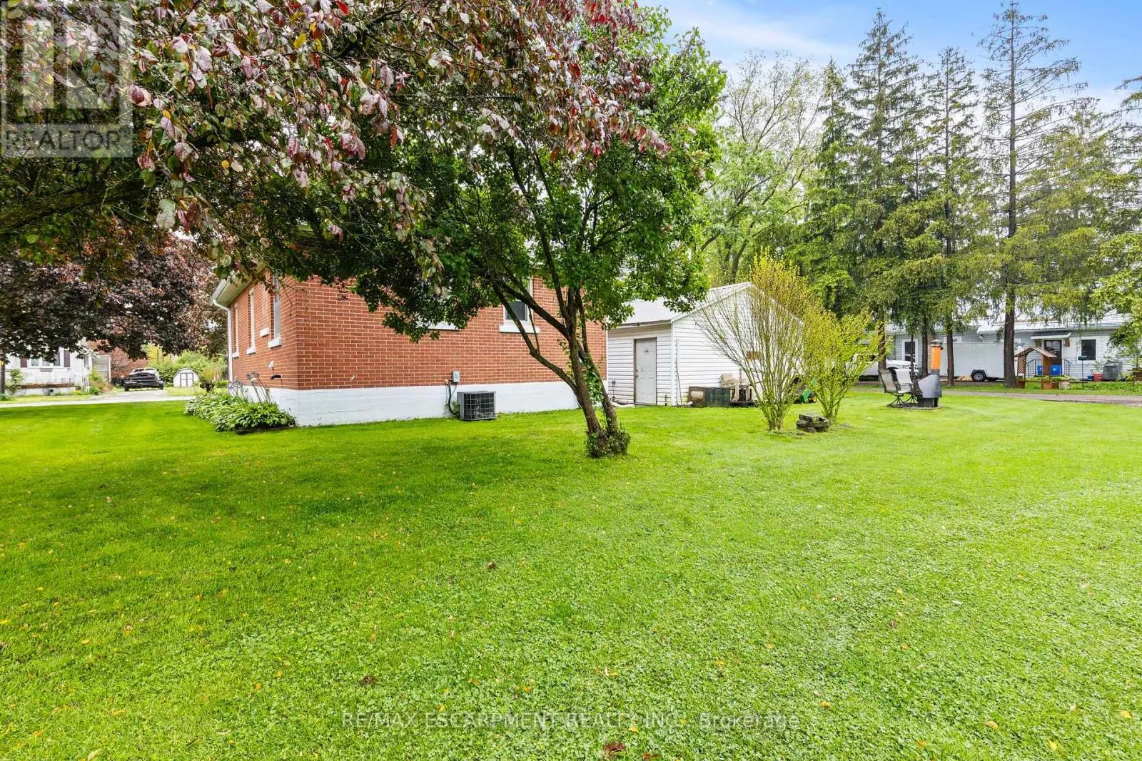4 CARMAN STREET