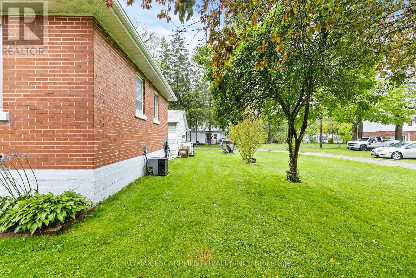 4 CARMAN STREET