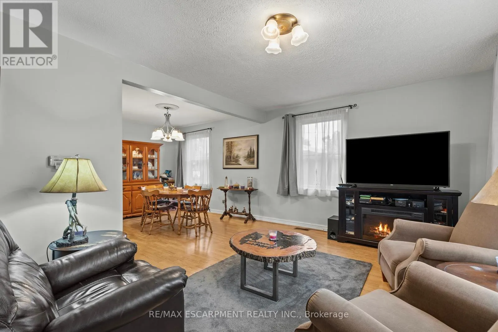4 CARMAN STREET