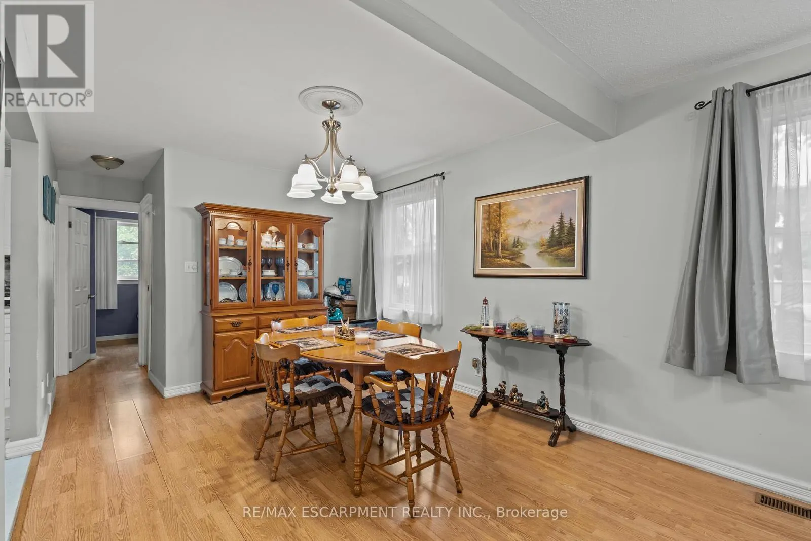 4 CARMAN STREET