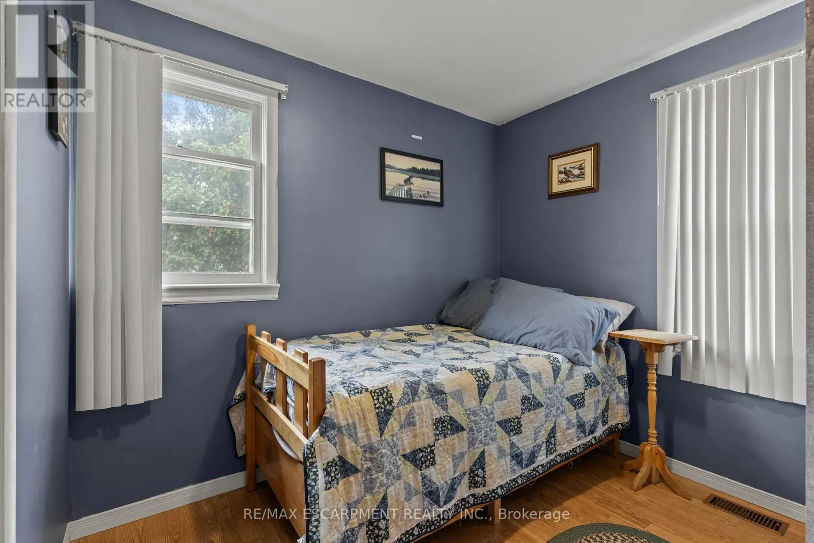4 CARMAN STREET