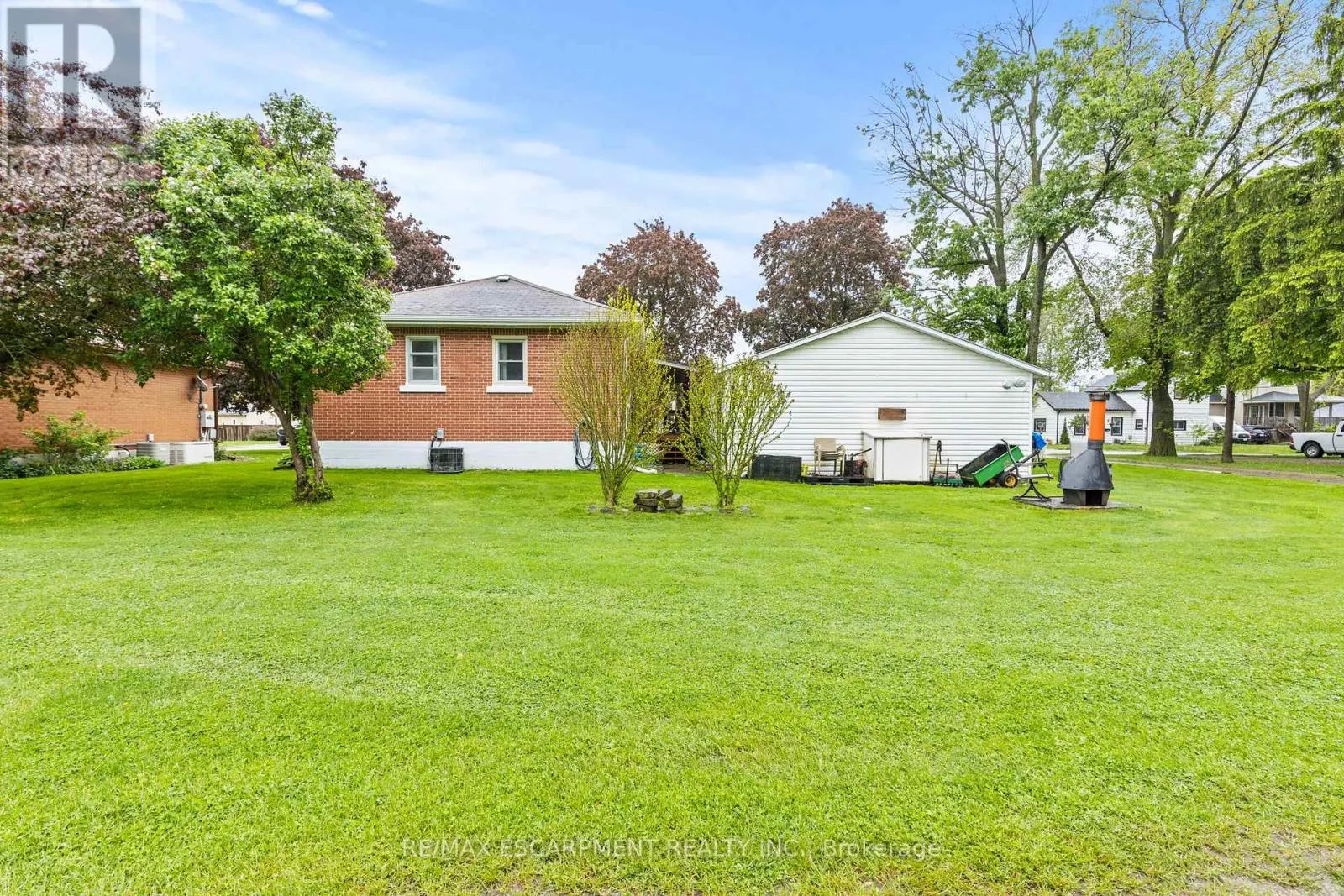 4 CARMAN STREET
