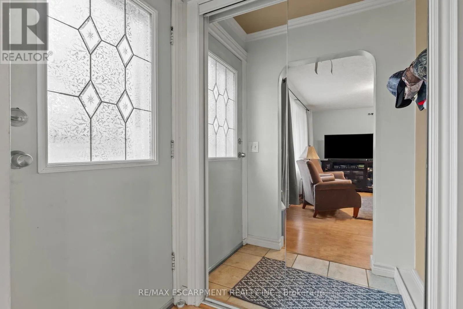 4 CARMAN STREET