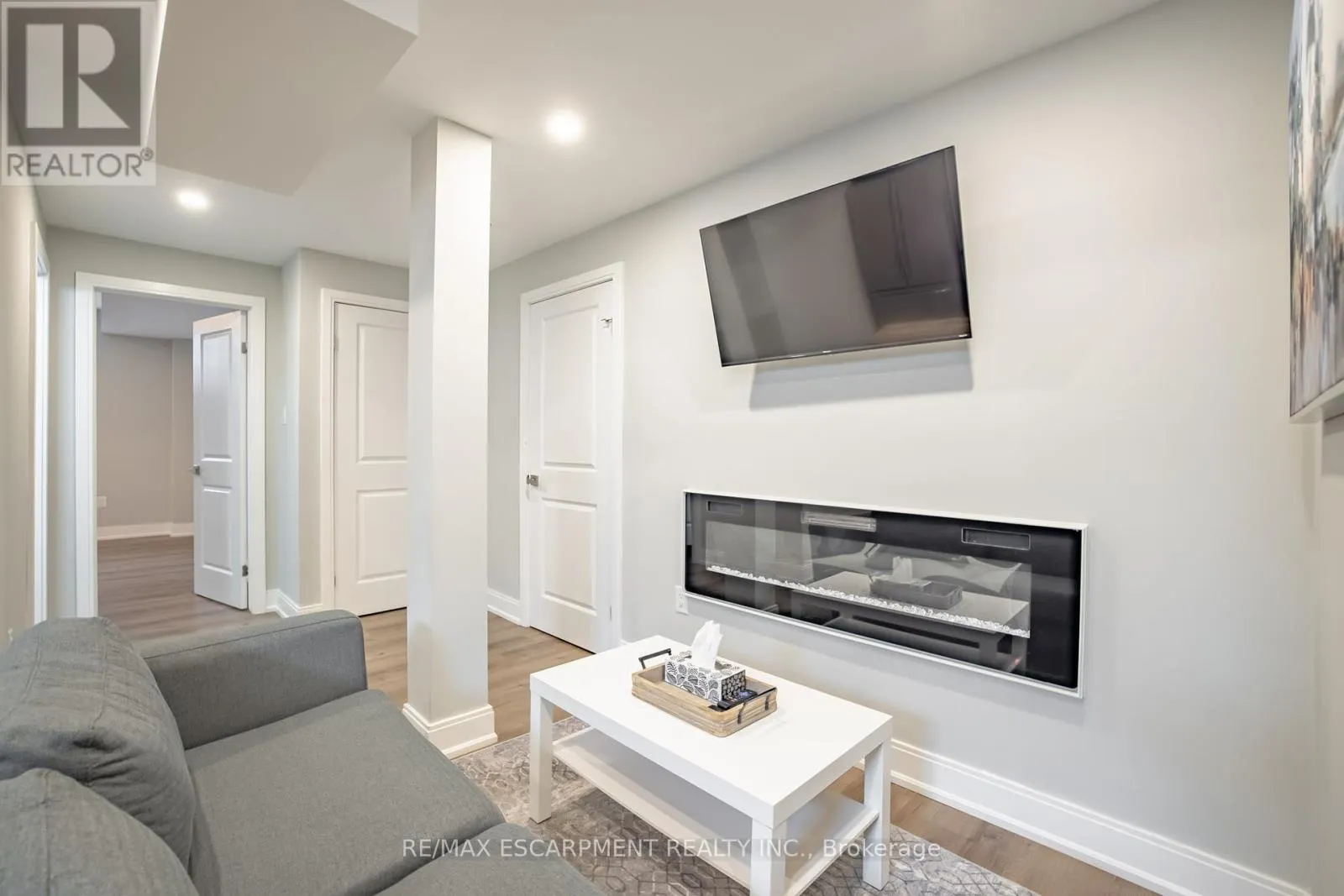 4 LOCKMAN DRIVE