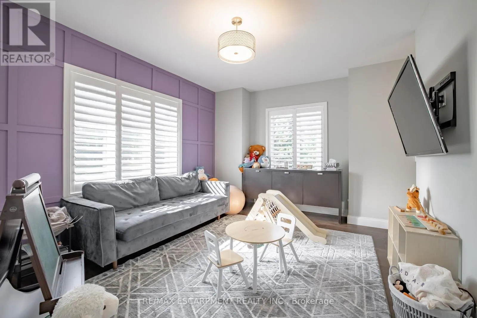 4 LOCKMAN DRIVE