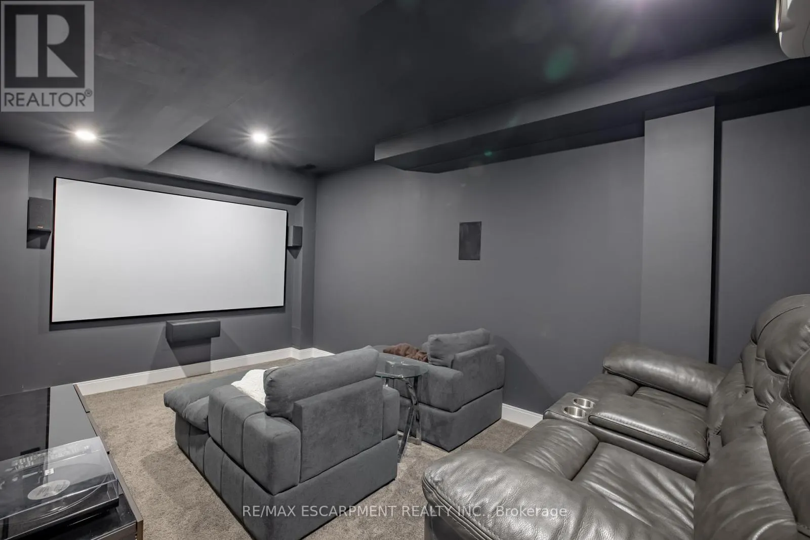 4 LOCKMAN DRIVE