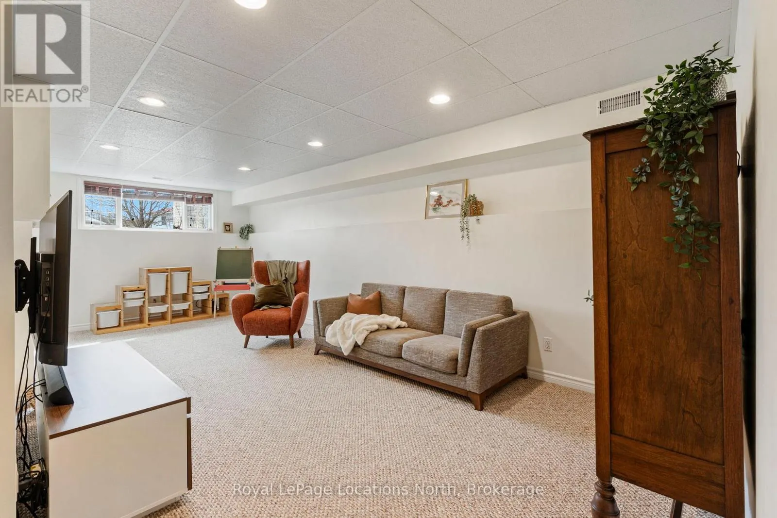 50 BIRCHWOOD COURT