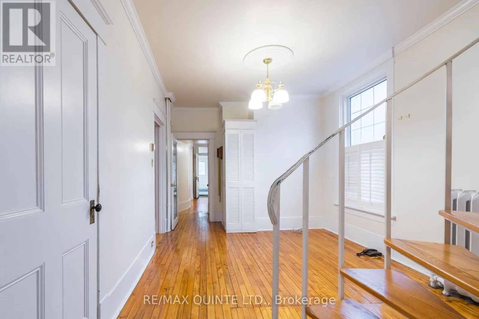 287 JOHN STREET