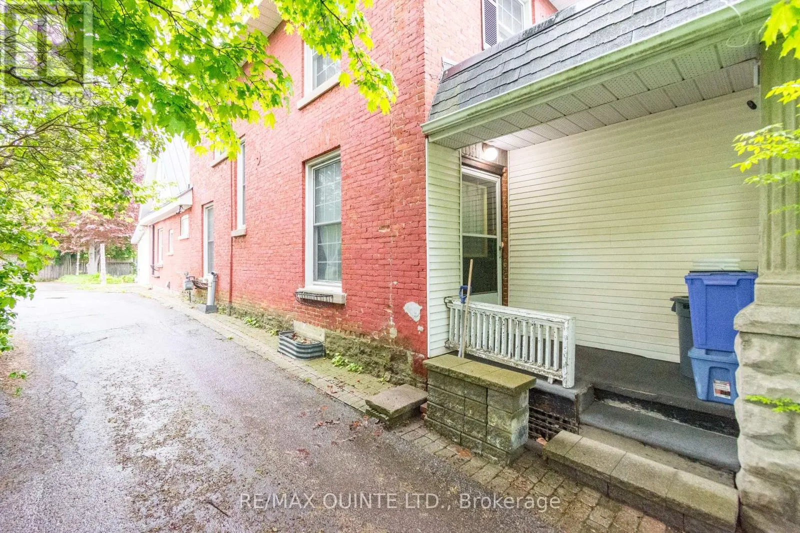 287 JOHN STREET