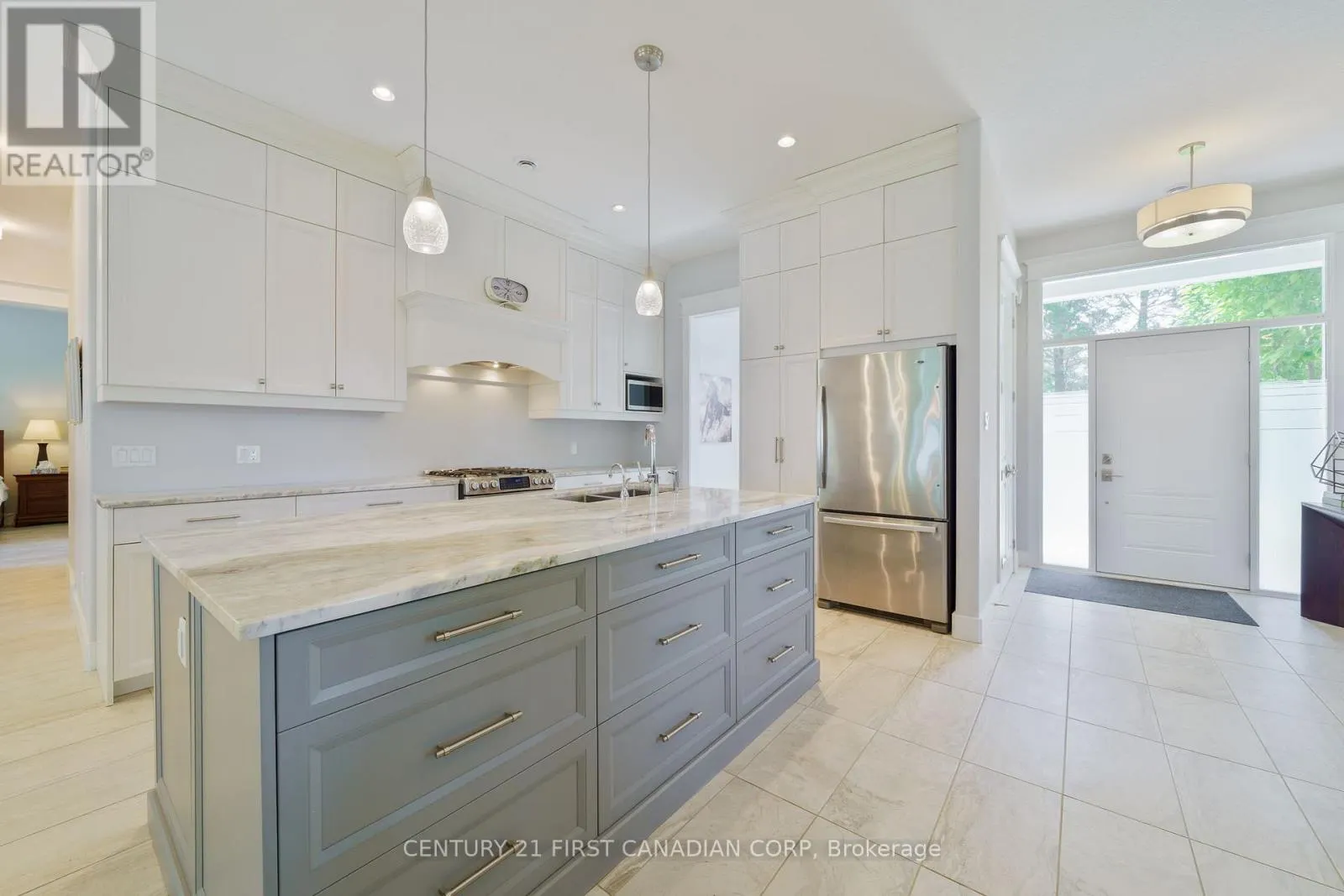 5144 CEDARVIEW DRIVE