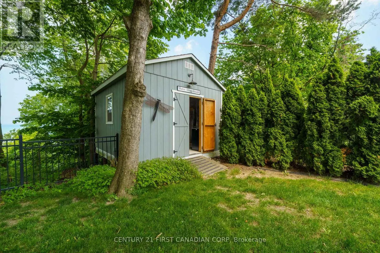 5144 CEDARVIEW DRIVE
