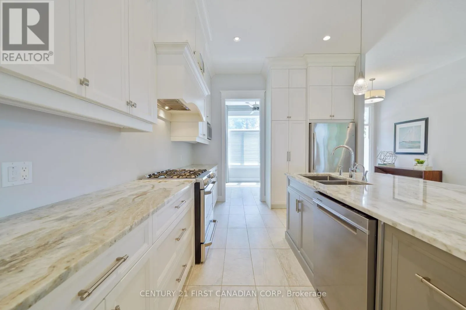 5144 CEDARVIEW DRIVE