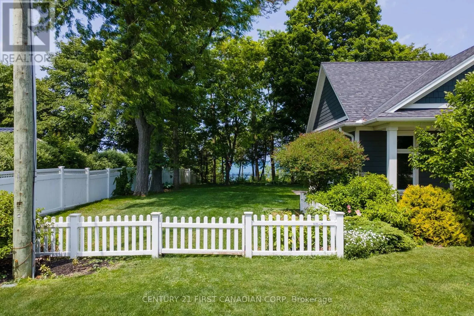 5144 CEDARVIEW DRIVE