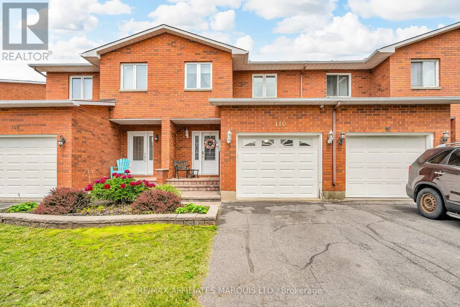 110 HERITAGE PL PLACE