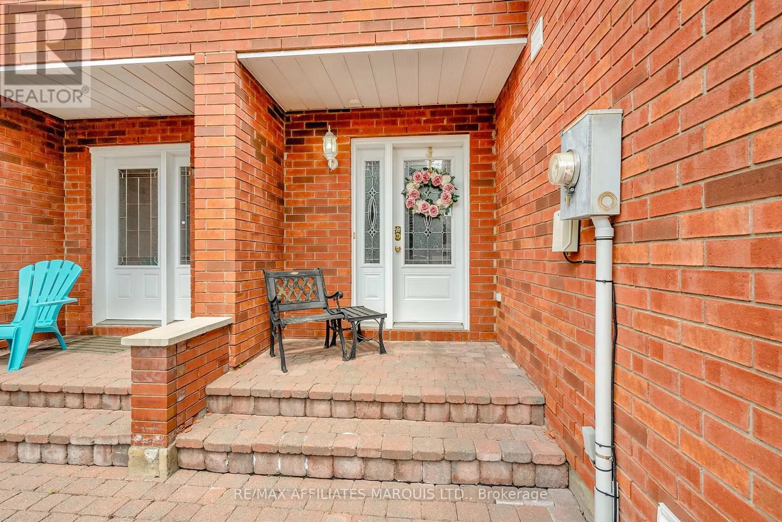 110 HERITAGE PL PLACE