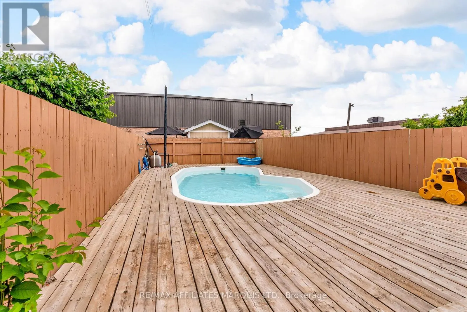 110 HERITAGE PL PLACE