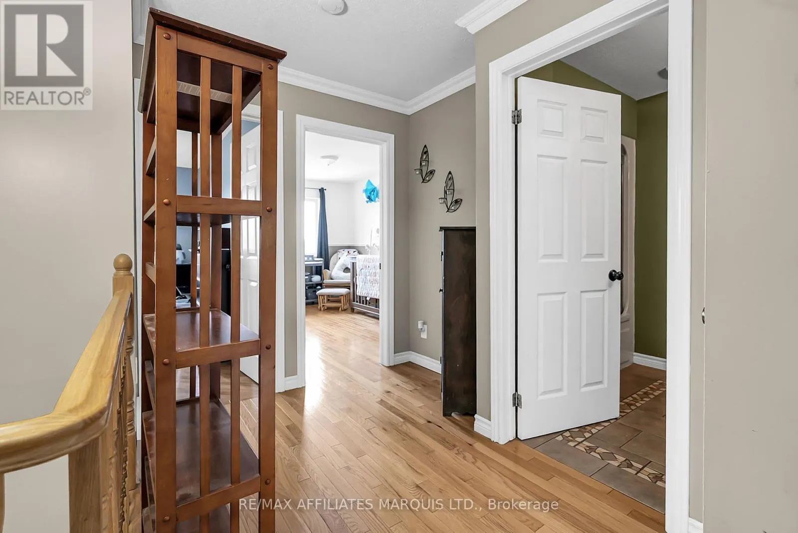110 HERITAGE PL PLACE