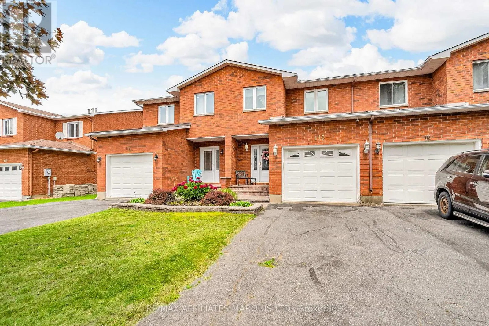 110 HERITAGE PL PLACE