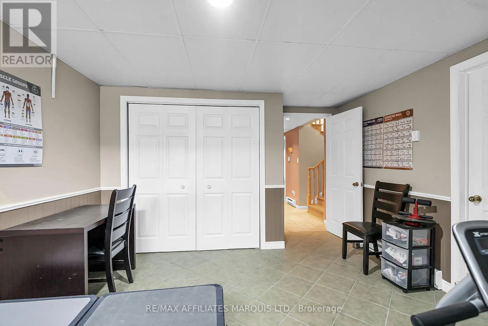 110 HERITAGE PL PLACE