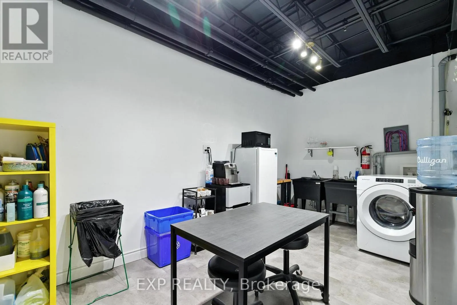102 - 690 BELMONT AVENUE