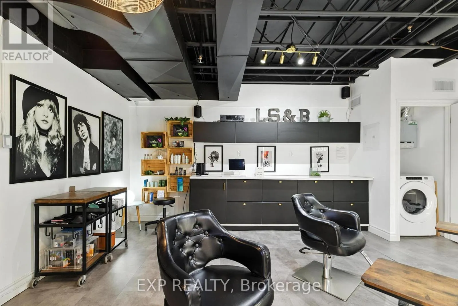 102 - 690 BELMONT AVENUE