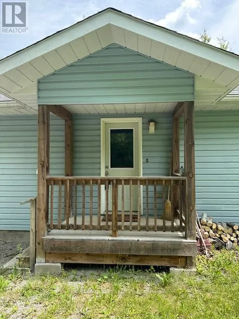 33 EDWINA DRIVE