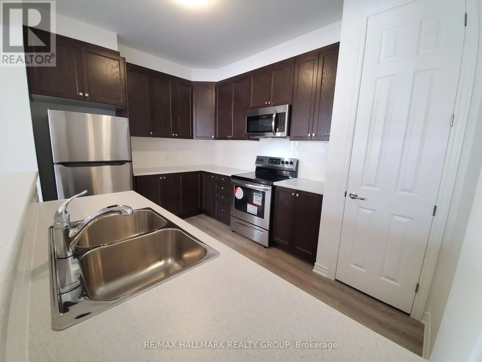 85 BALLINORA WAY