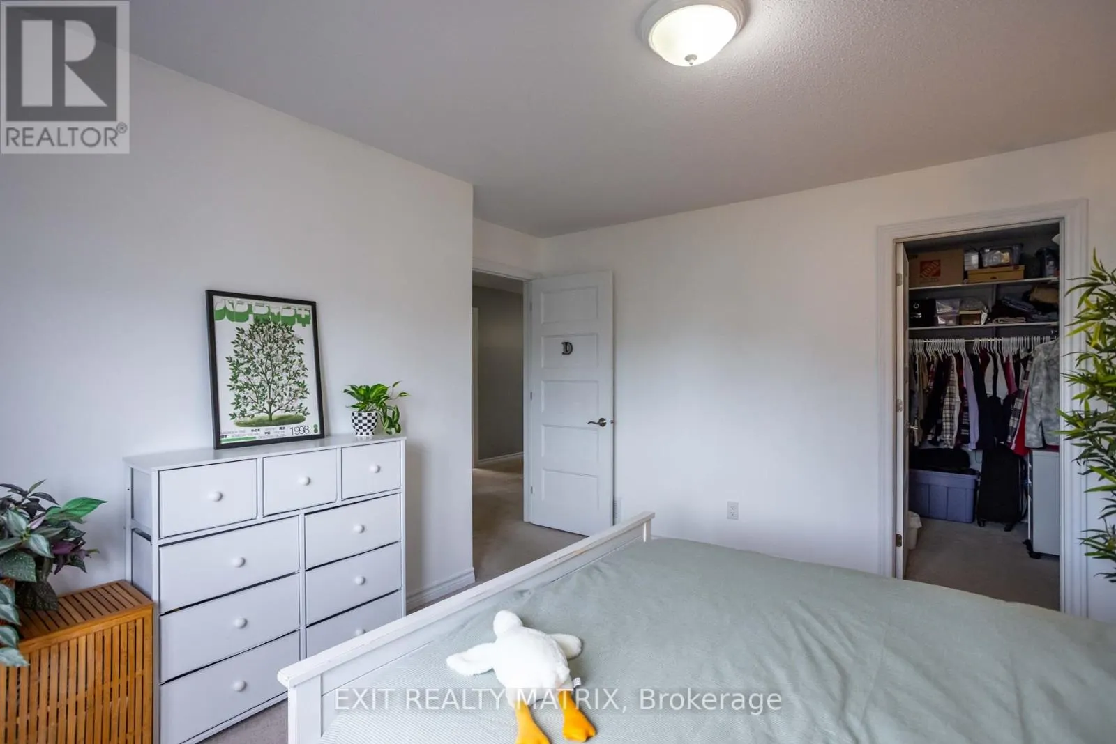 228 OLDE TOWNE AVENUE