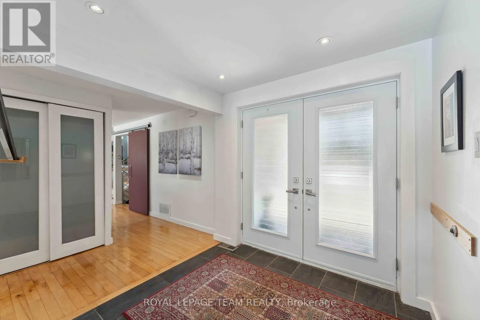 9 BURNBANK STREET