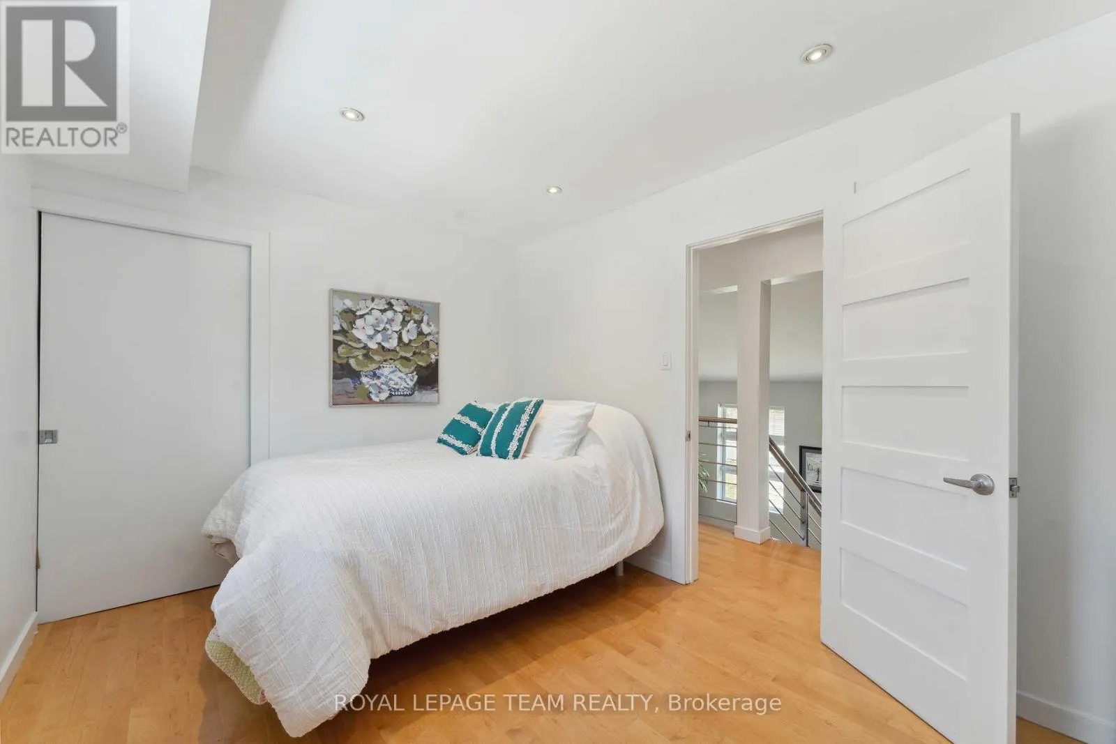 9 BURNBANK STREET